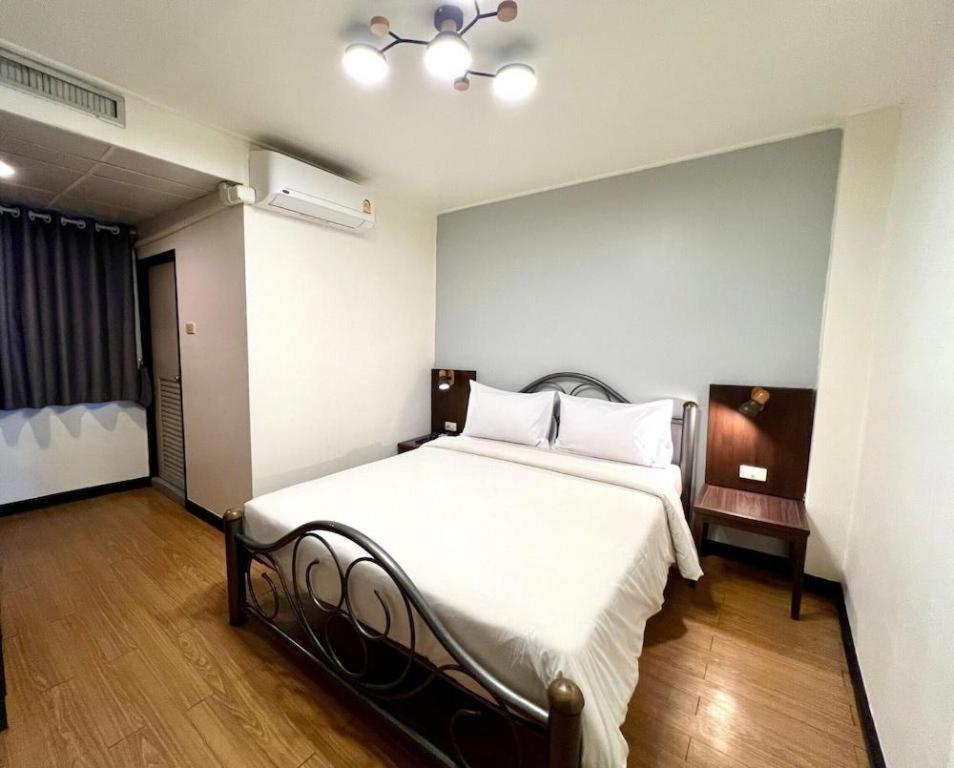 Intown Residence Бангкок Экстерьер фото