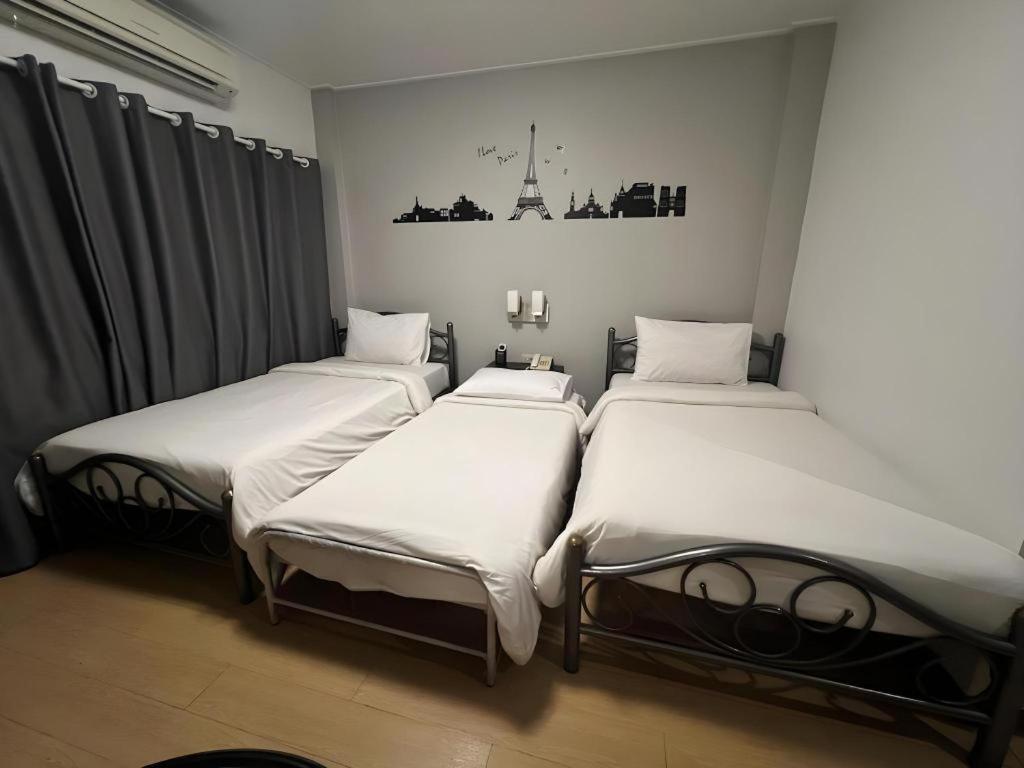 Intown Residence Бангкок Экстерьер фото