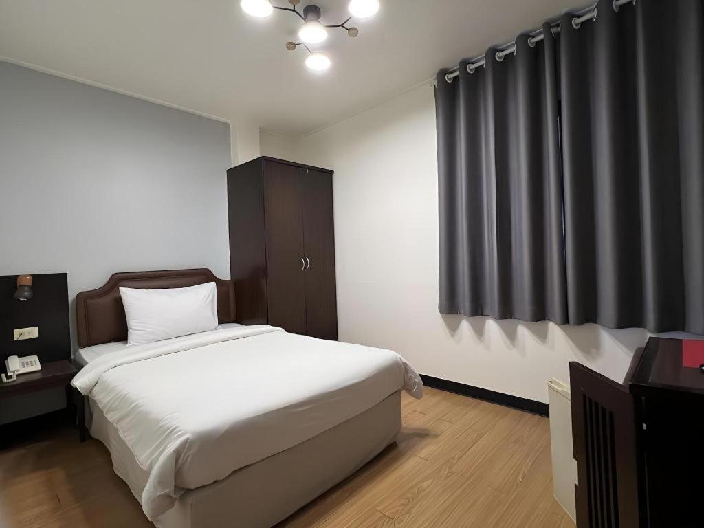 Intown Residence Бангкок Экстерьер фото