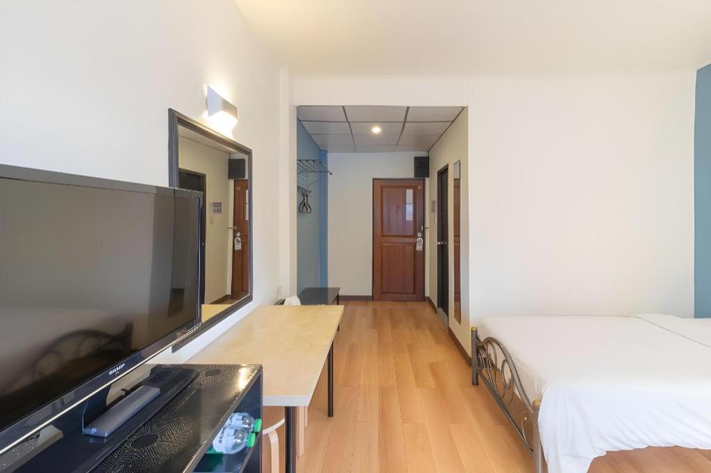 Intown Residence Бангкок Экстерьер фото