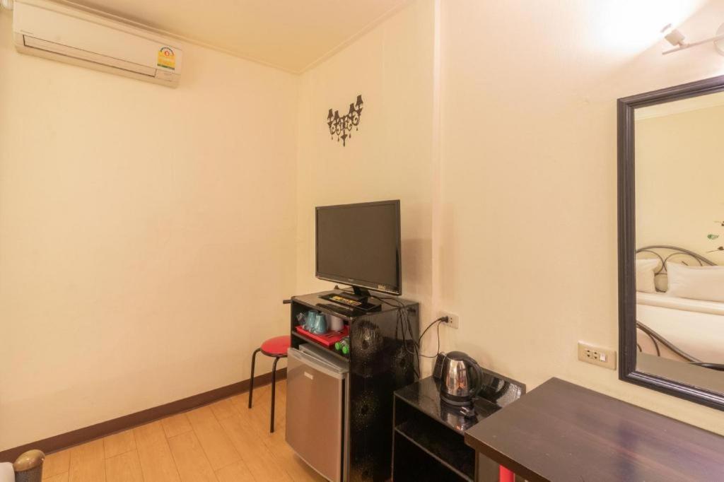 Intown Residence Бангкок Экстерьер фото